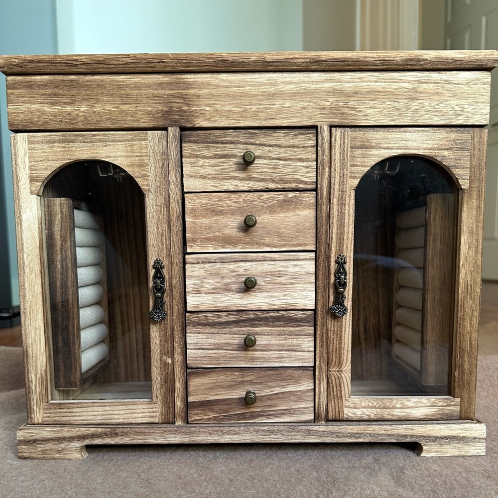 Wooden Jewelry Organizer